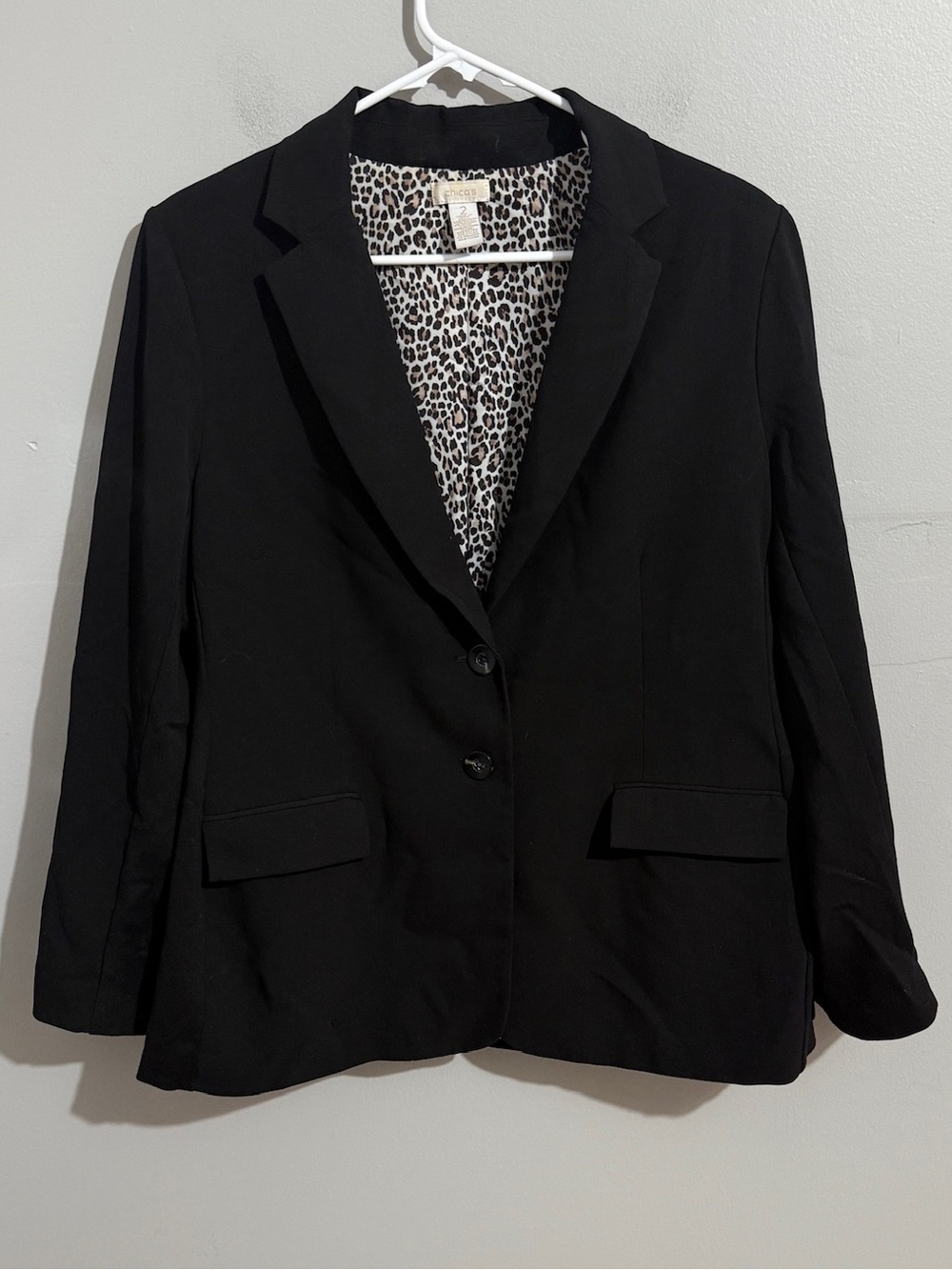 Chicos Blazer Womens Size 2 Large Black Leopard Lined Two Button Career Jacket